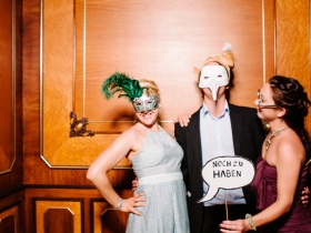 12-06-02-lr-photobooth-142